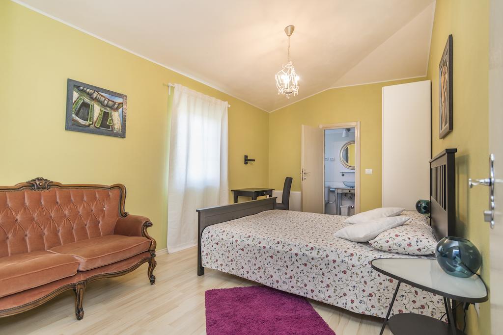 Apartments & Rooms Buoni Amici Murine Kamer foto
