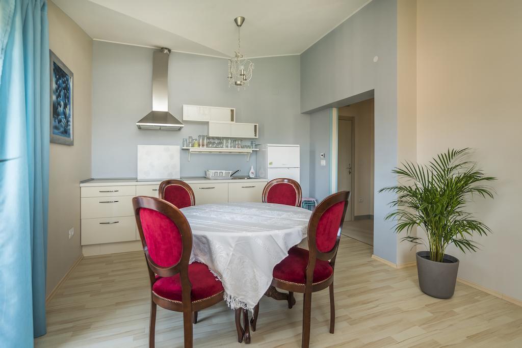 Apartments & Rooms Buoni Amici Murine Kamer foto